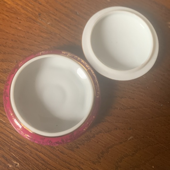 1950’s Limoges porcelain trinket box - Picture 2 of 4